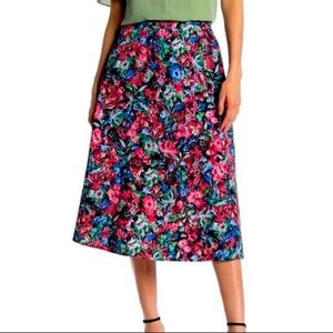 Tahari midi floral skirt. Size XS. New without Tag